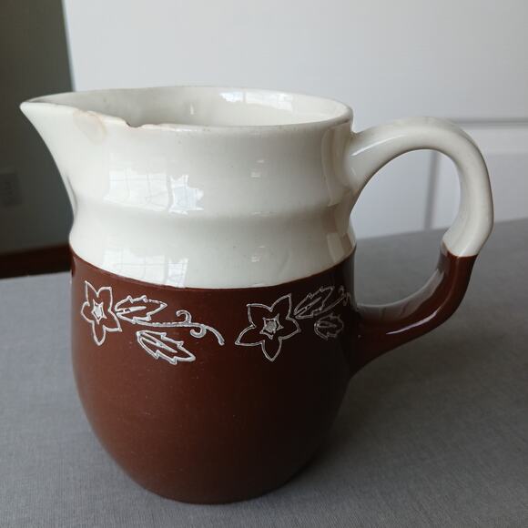 Oxford Stoneware 4.5" mini pitcher VTG 1940s Snow Flower brown cream well loved - Picture 1 of 9